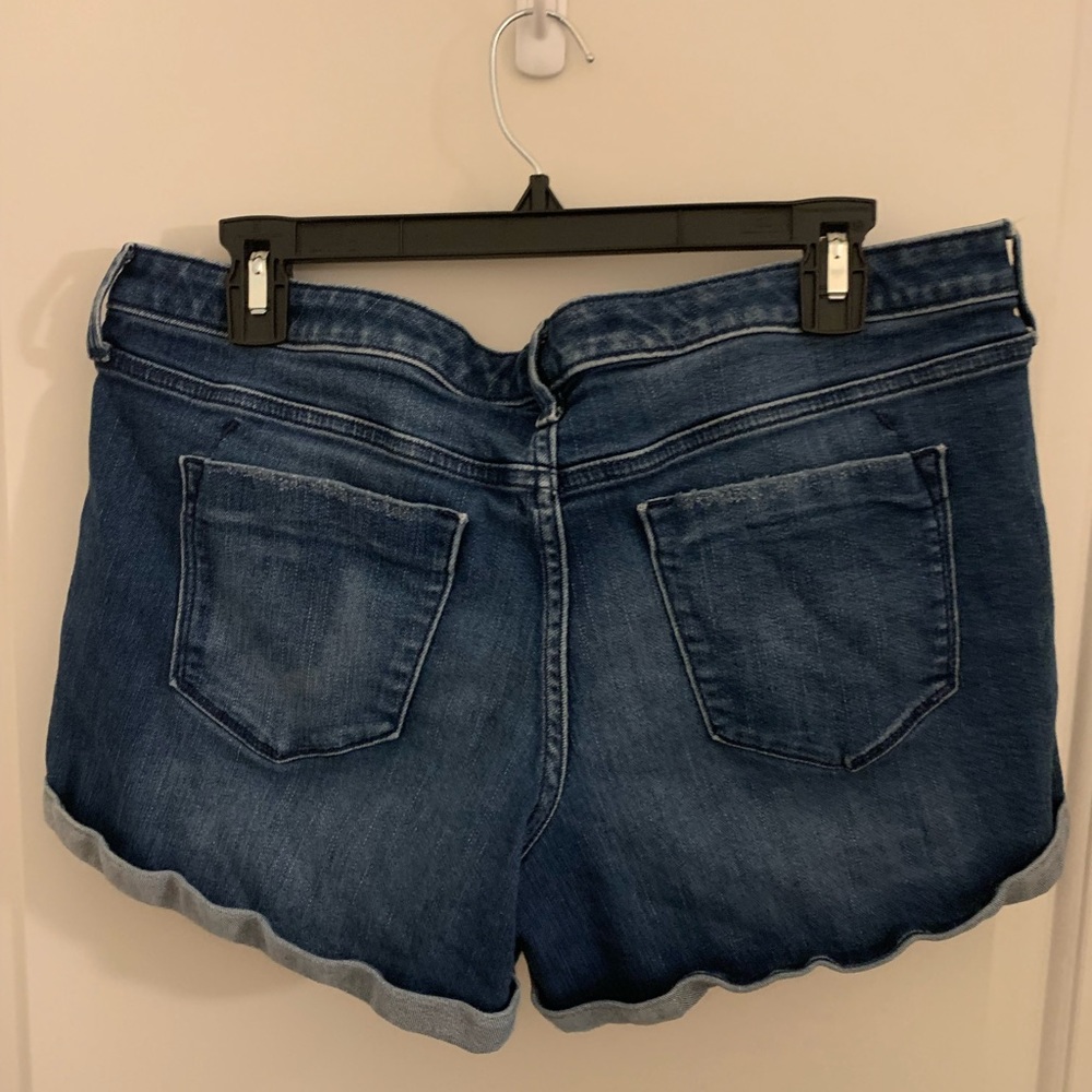 Mossimo Mid Rise Denim Shorts - Picture 2 of 2